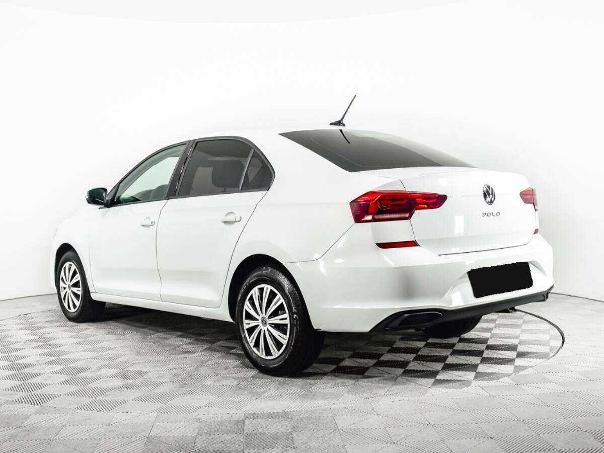 Volkswagen Polo с пробегом — 2021 год. Фото: #6