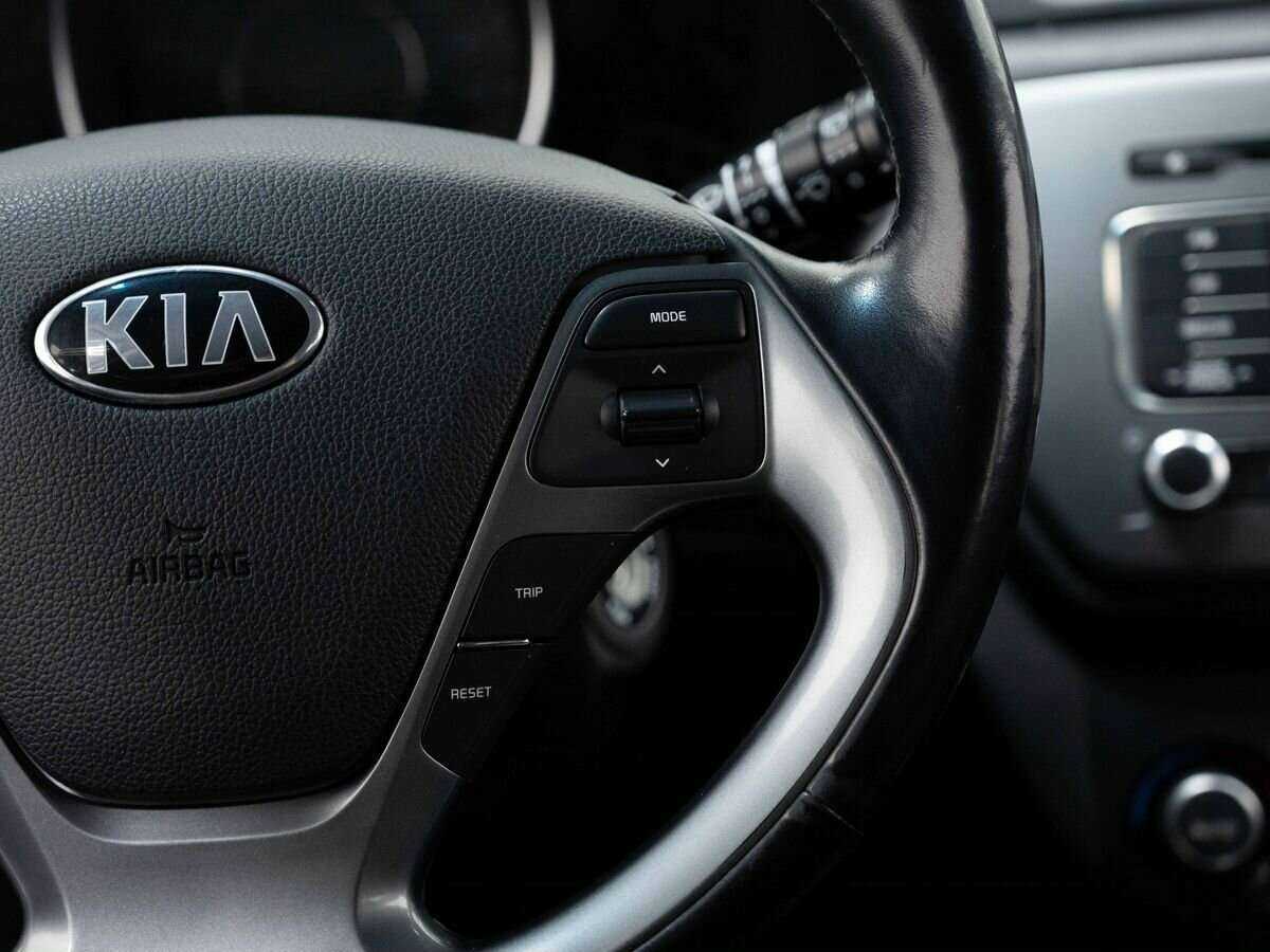 Kia Rio с пробегом — 2015 год. Фото: #15