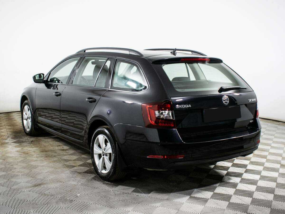 Skoda Octavia с пробегом — 2018 год. Фото: #6
