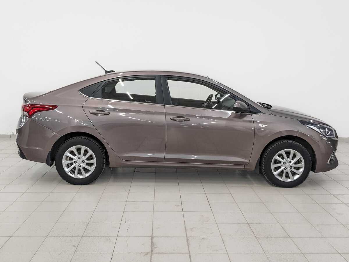 Hyundai Solaris с пробегом — 2018 год. Фото: #3