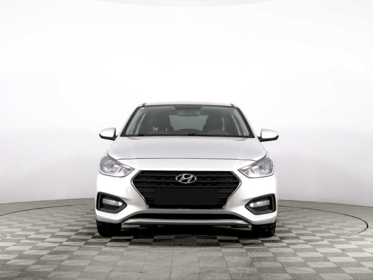 Hyundai Solaris с пробегом — 2019 год. Фото: #1
