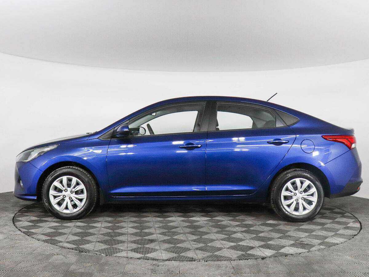 Hyundai Solaris с пробегом — 2022 год. Фото: #7