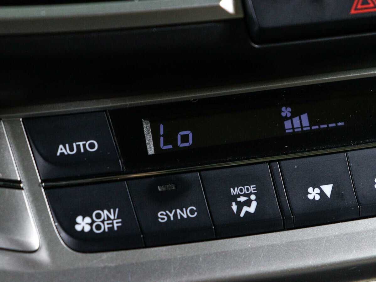 Honda Accord с пробегом — 2012 год. Фото: #17