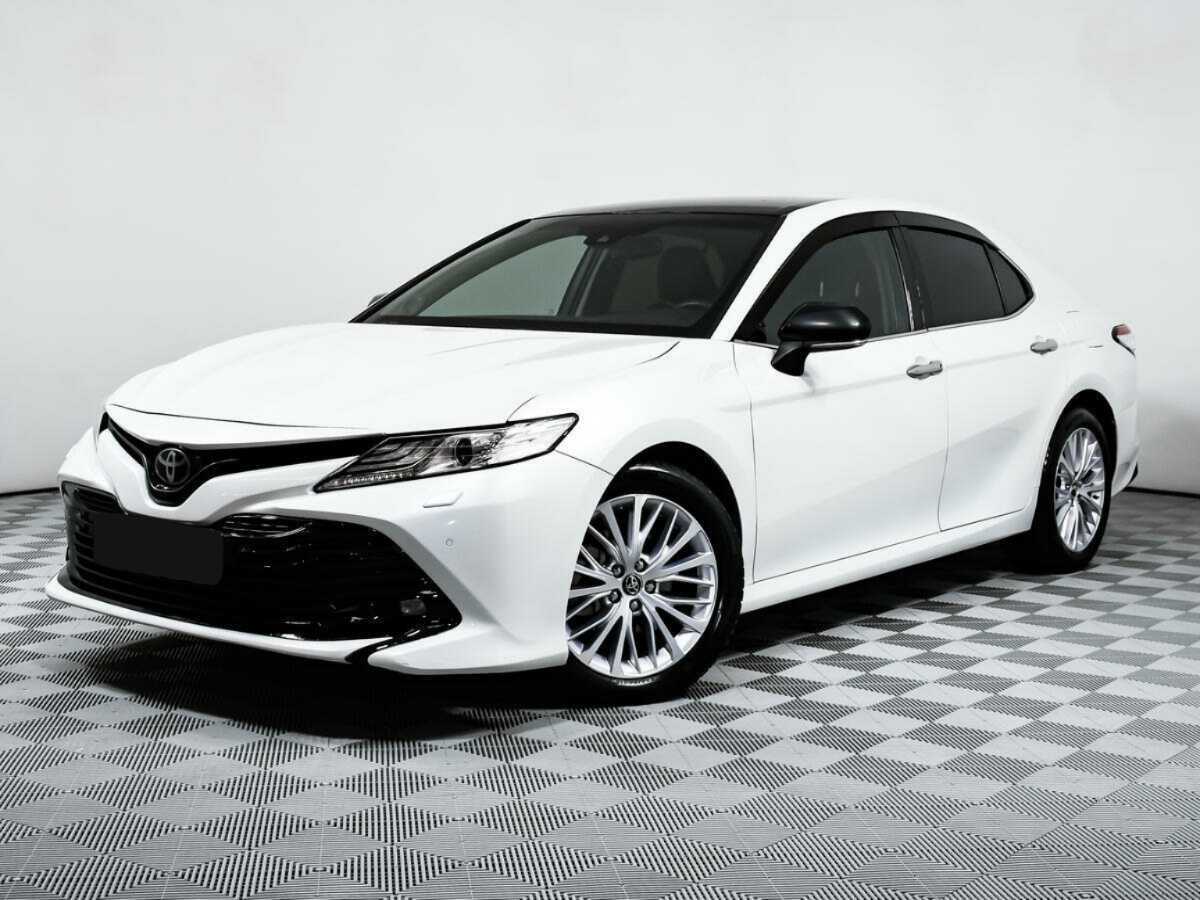 Toyota Camry с пробегом — 2019 год. Посмотреть фото