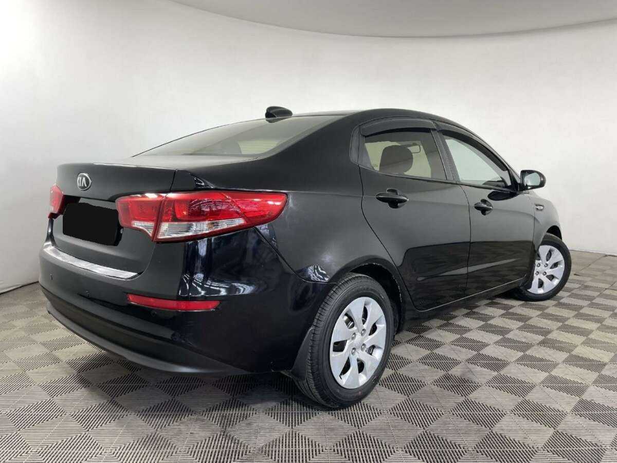 Kia Rio с пробегом — 2017 год. Фото: #4