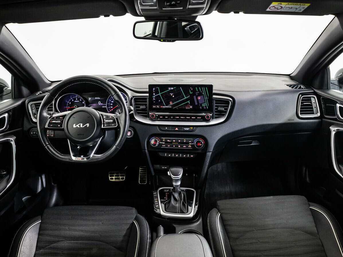 Kia Ceed с пробегом — 2021 год. Фото: #12