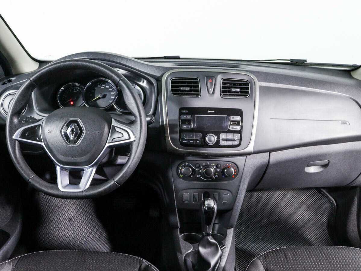 Renault Logan с пробегом — 2022 год. Фото: #9