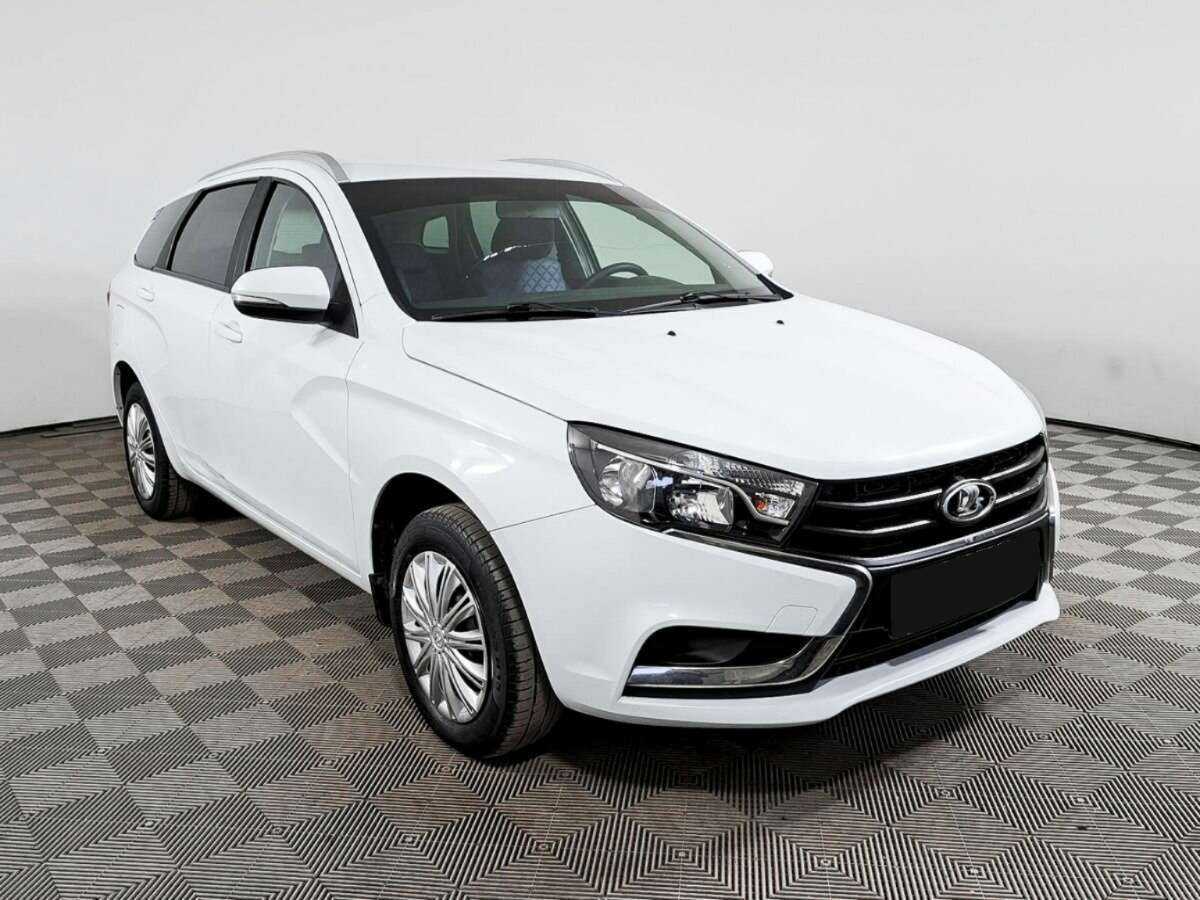 Lada (ВАЗ) Vesta с пробегом — 2018 год. Фото: #2