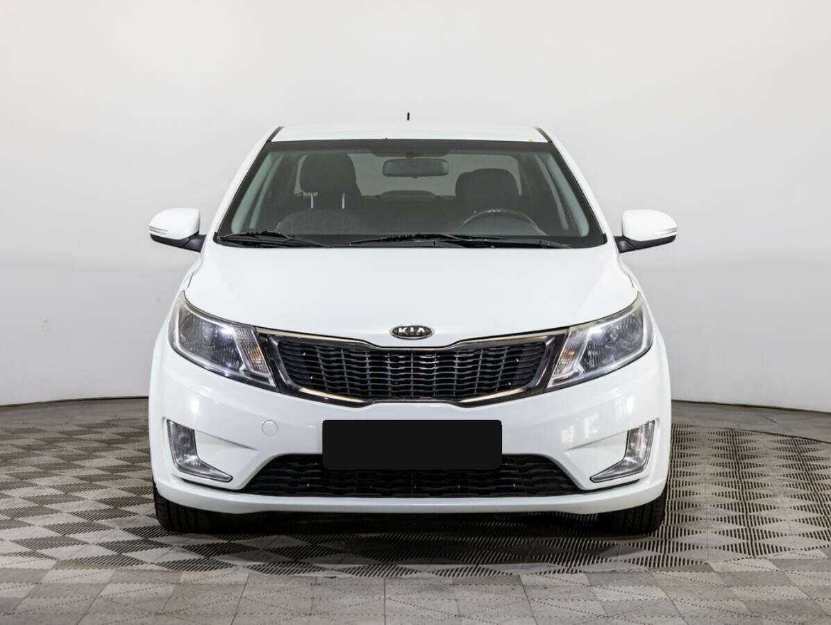Kia Rio с пробегом — 2012 год. Фото: #1