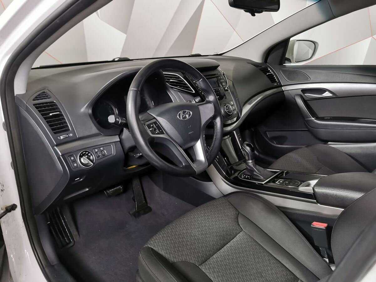 Hyundai i40 с пробегом — 2015 год. Фото: #13