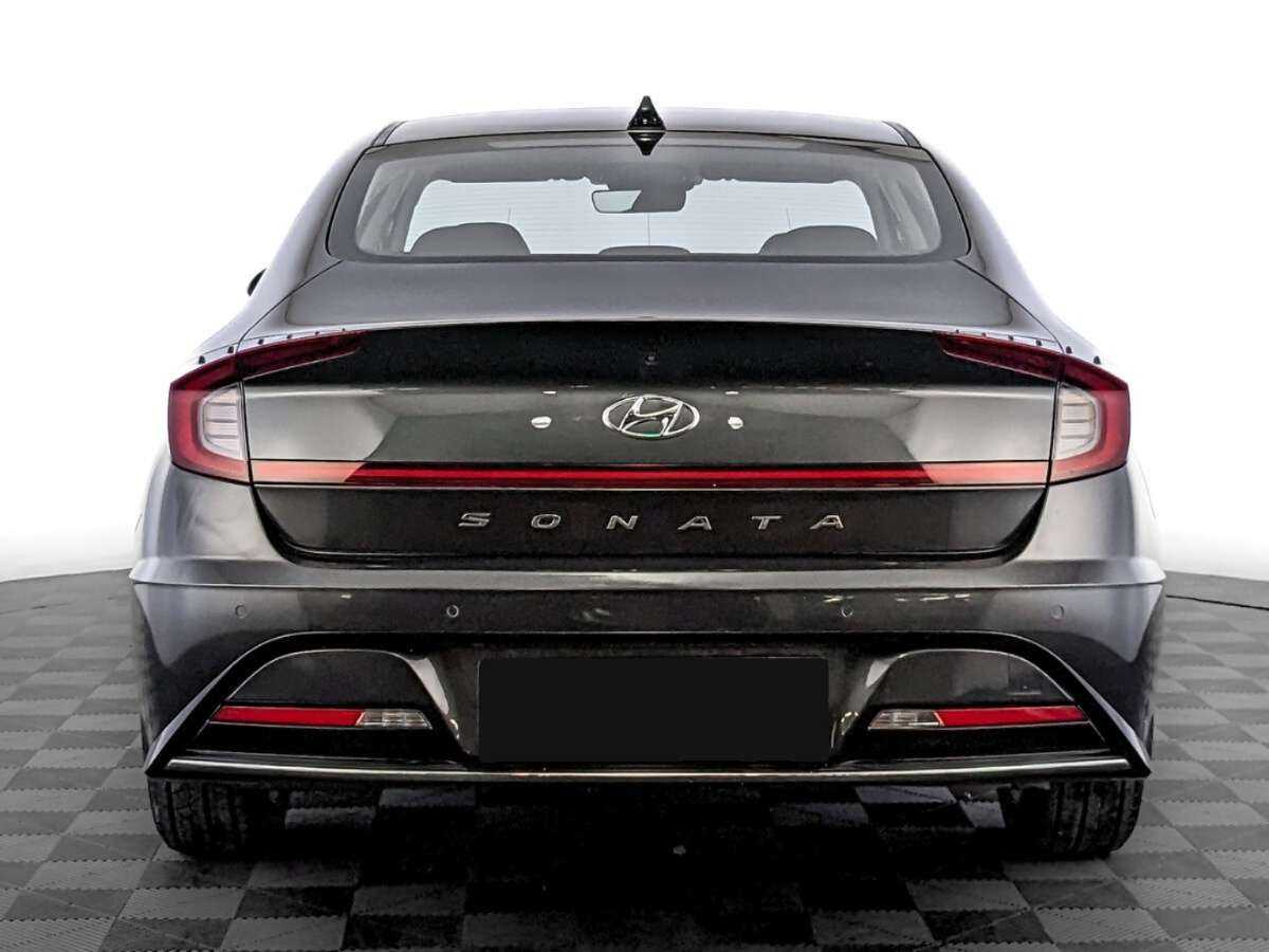 Hyundai Sonata с пробегом — 2021 год. Фото: #5