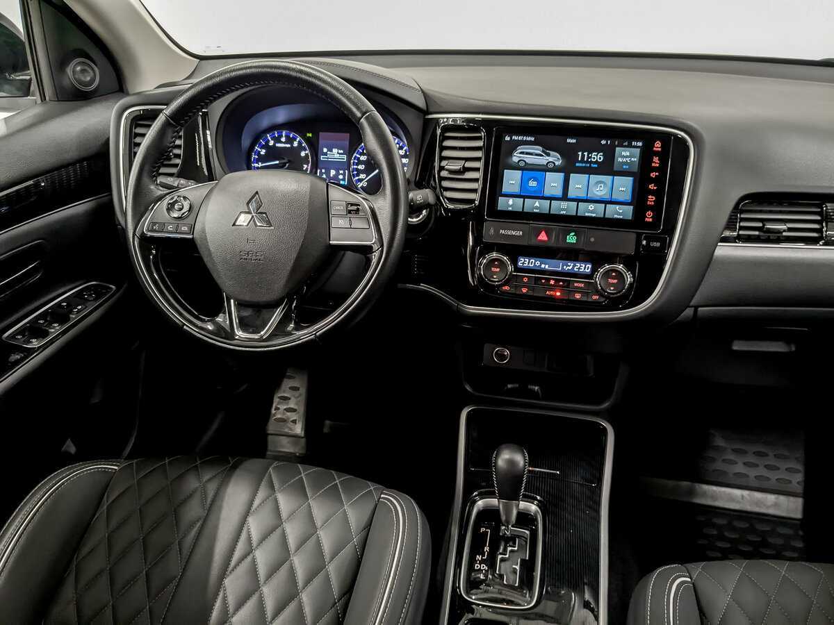 Mitsubishi Outlander с пробегом — 2022 год. Фото: #28