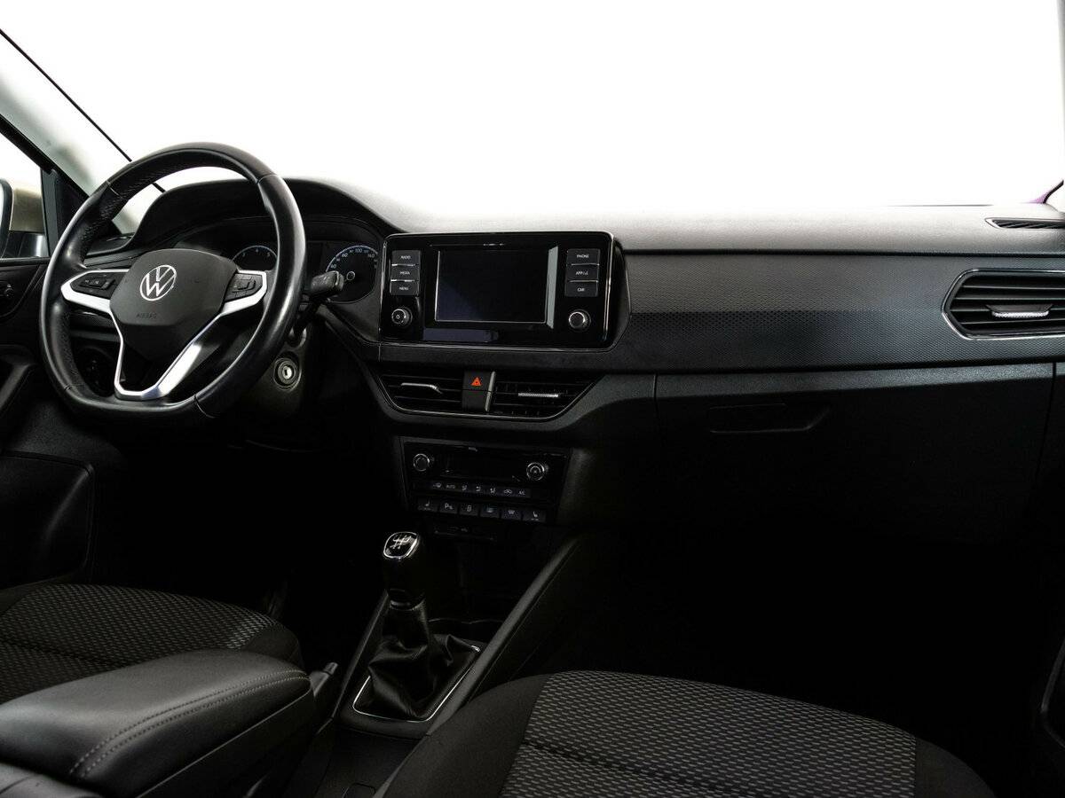 Volkswagen Polo с пробегом — 2020 год. Фото: #8