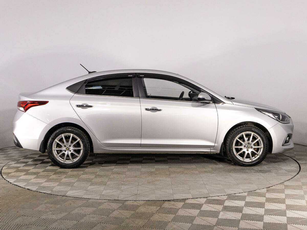 Hyundai Solaris с пробегом — 2018 год. Фото: #3