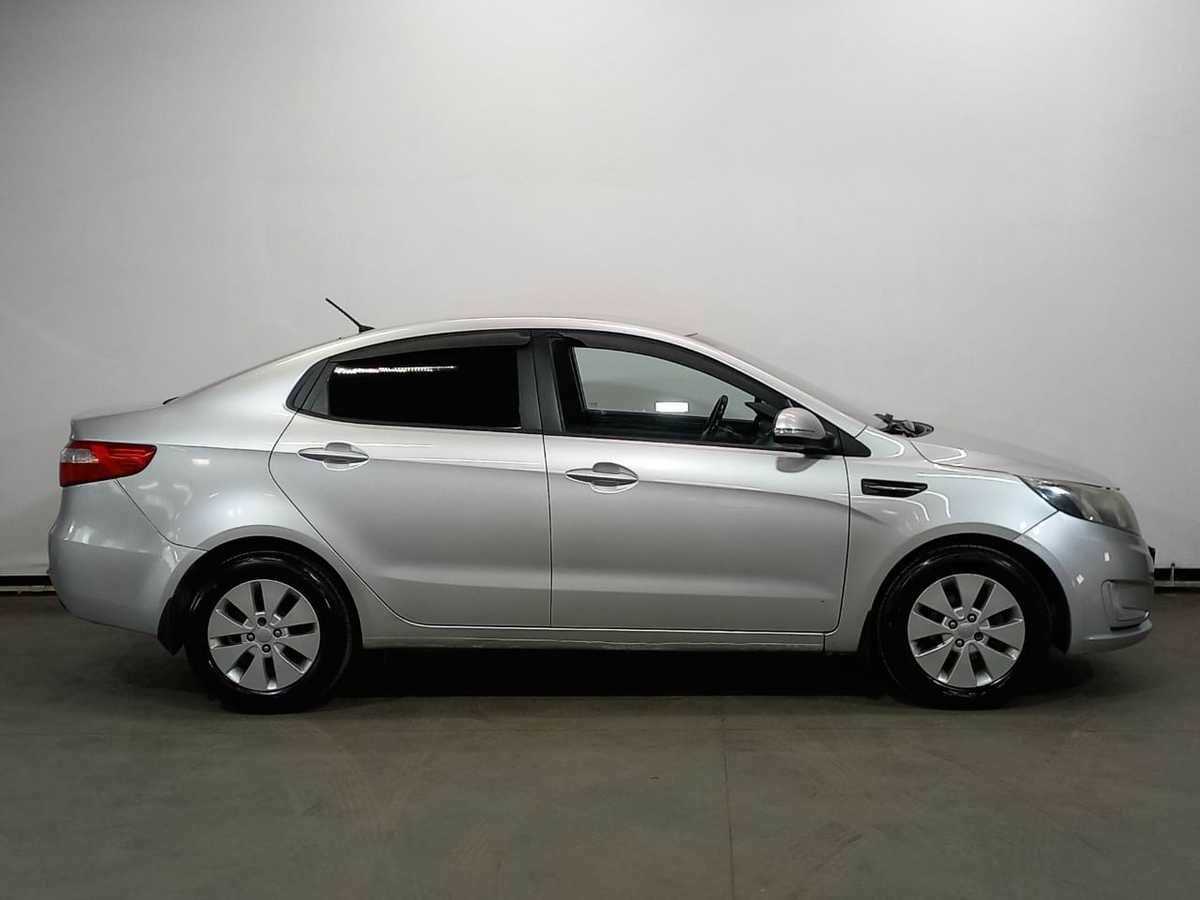 Kia Rio с пробегом — 2013 год. Фото: #3