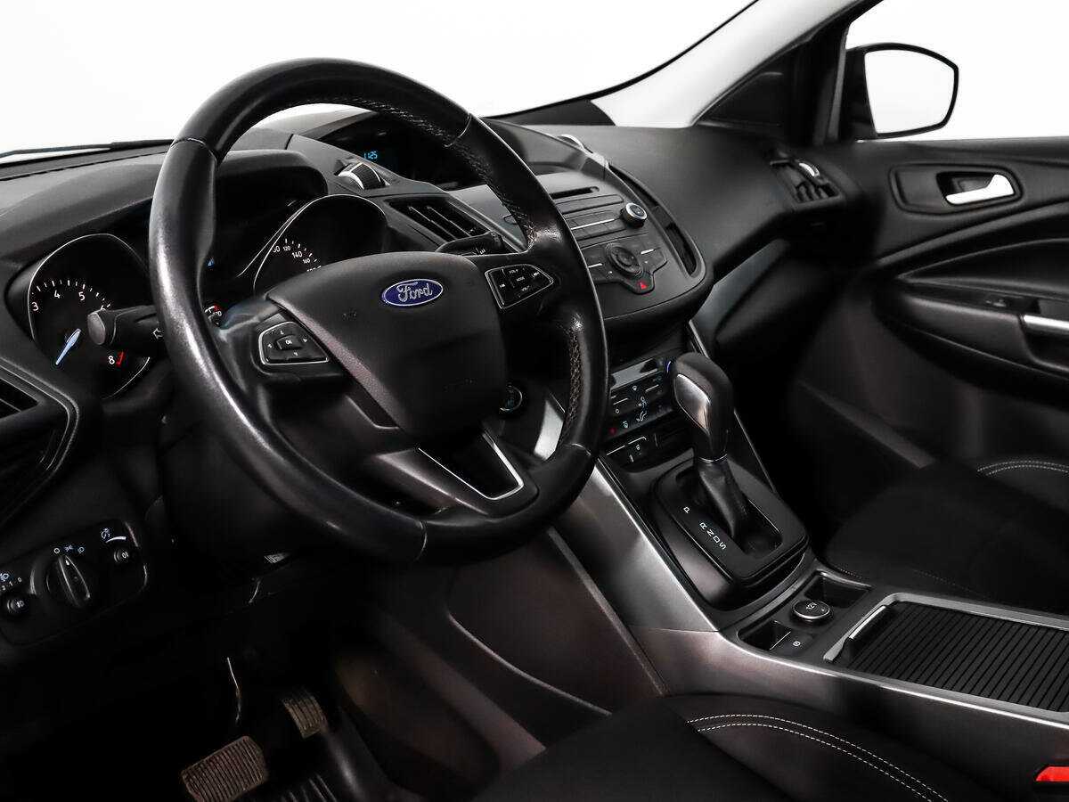 Ford Kuga с пробегом — 2018 год. Фото: #8
