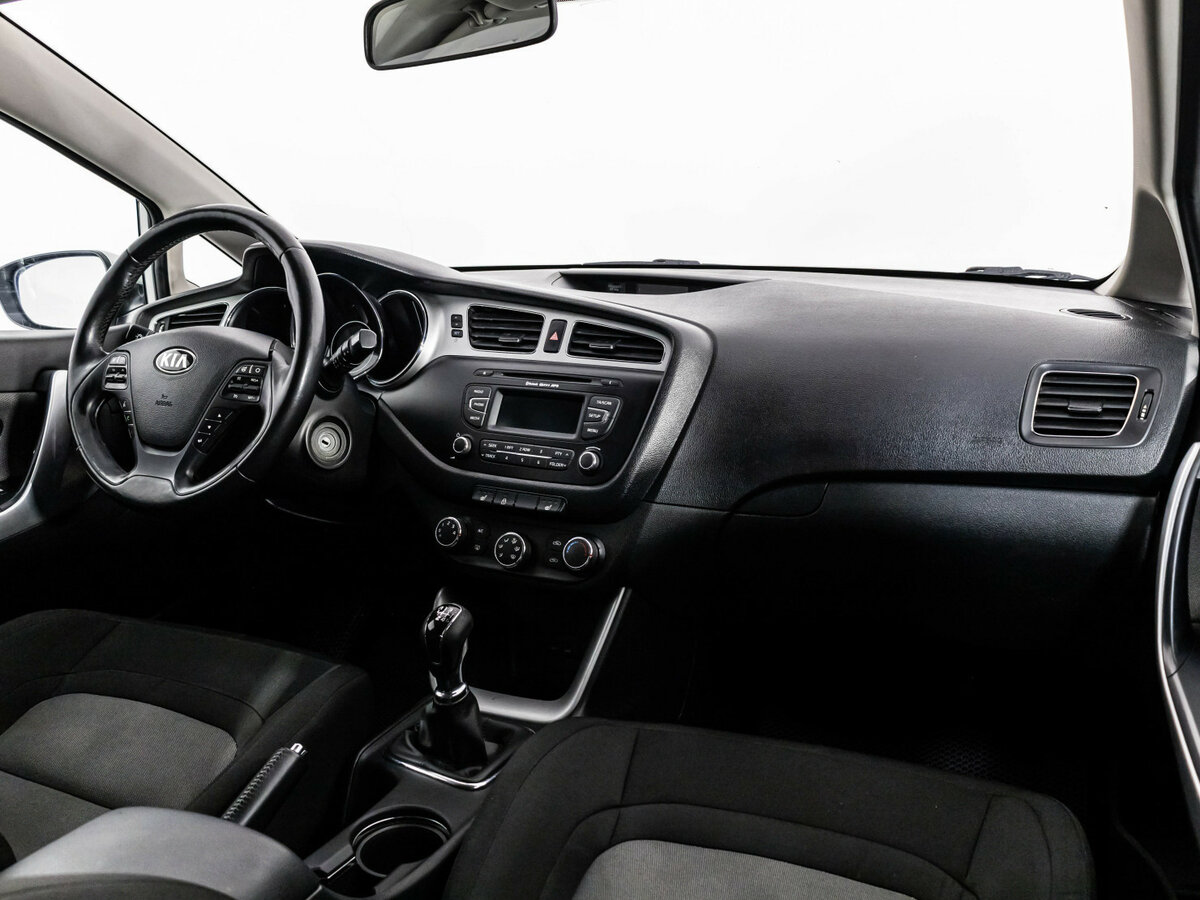 Kia Ceed с пробегом — 2014 год. Фото: #6