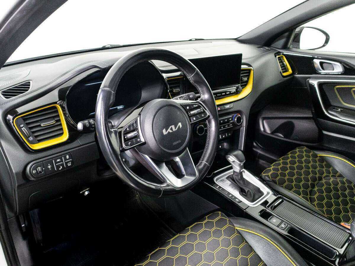 Kia XCeed с пробегом — 2021 год. Фото: #10