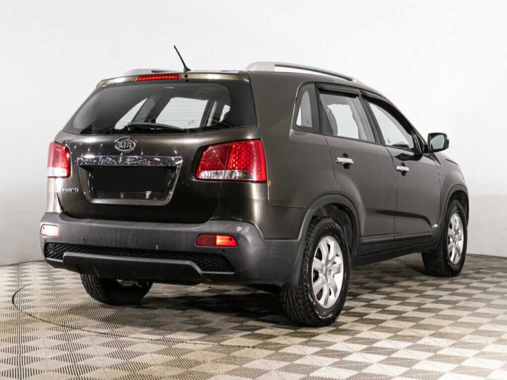 Kia Sorento с пробегом — 2012 год. Фото: #4