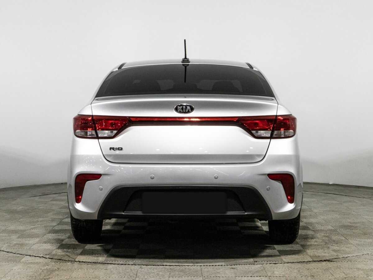 Kia Rio с пробегом — 2020 год. Фото: #5
