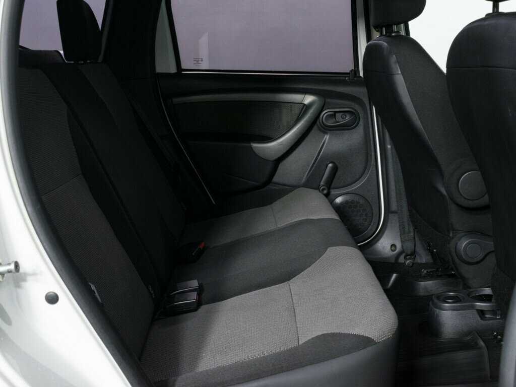Renault Duster с пробегом — 2016 год. Фото: #9
