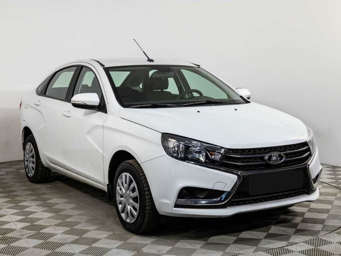 Lada (ВАЗ) Vesta с пробегом — 2022 год. Фото: #2