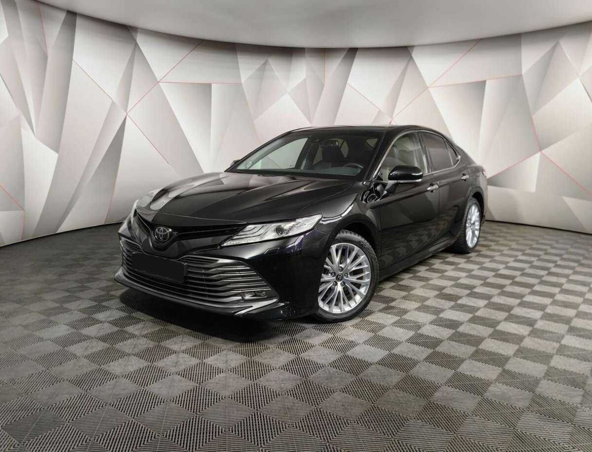 Toyota Camry с пробегом — 2020 год. Фото: #0