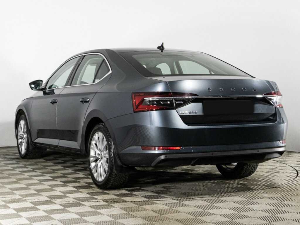 Skoda Superb с пробегом — 2020 год. Фото: #6