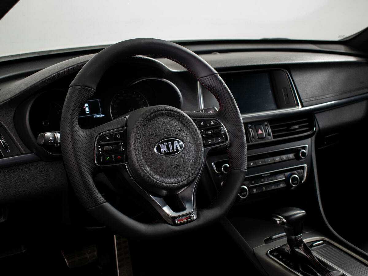 Kia Optima с пробегом — 2016 год. Фото: #7