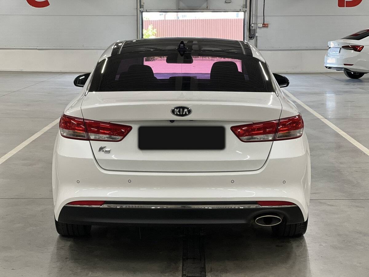 Kia K5 с пробегом — 2017 год. Фото: #5