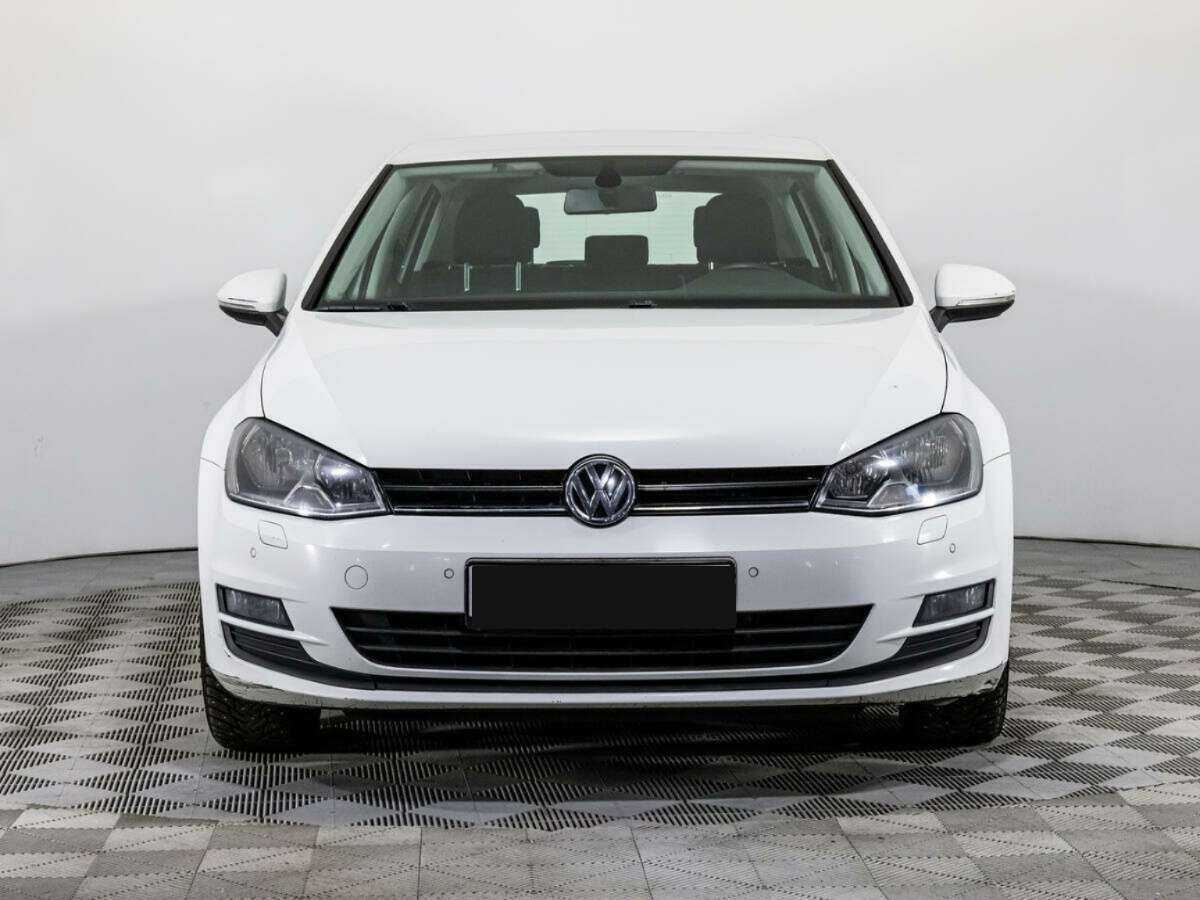 Volkswagen Golf с пробегом — 2013 год. Фото: #1