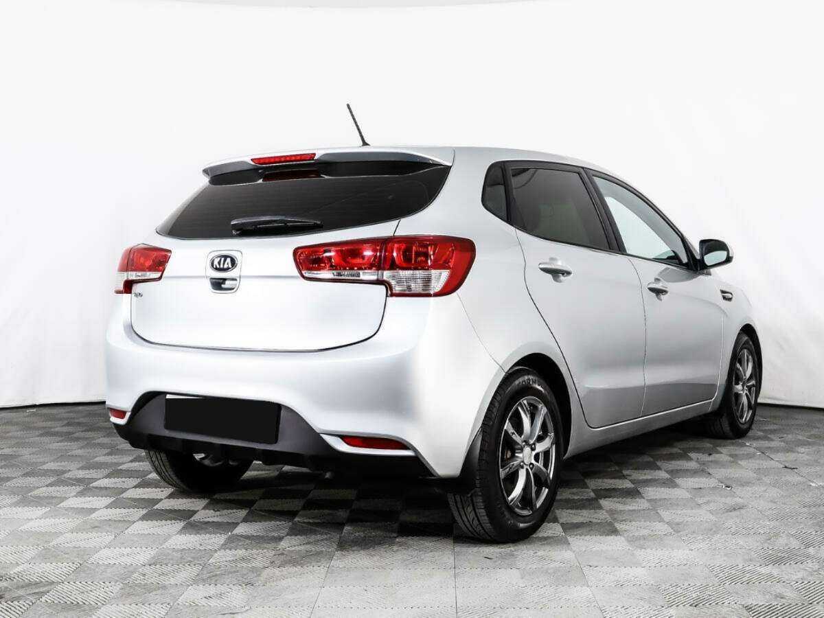 Kia Rio с пробегом — 2016 год. Фото: #2