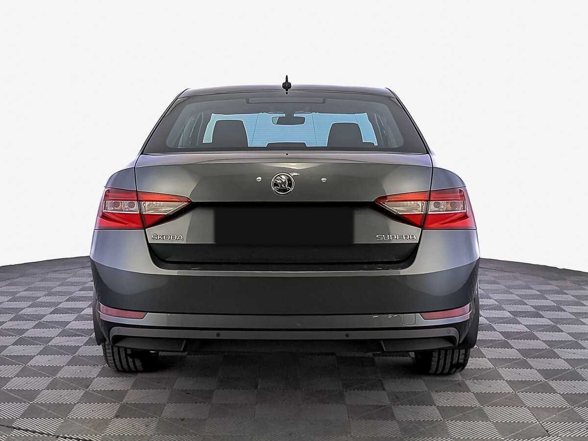 Skoda Superb с пробегом — 2018 год. Фото: #5