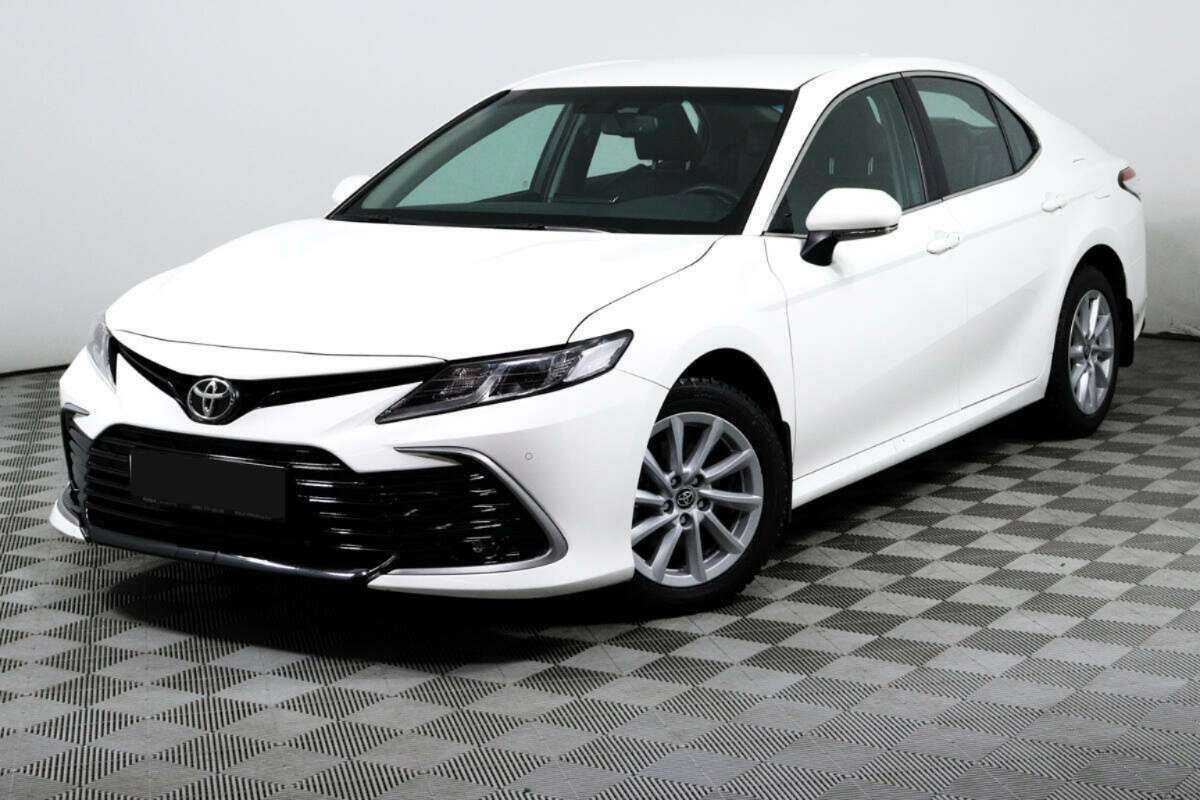 Toyota Camry с пробегом — 2021 год. Фото: #0