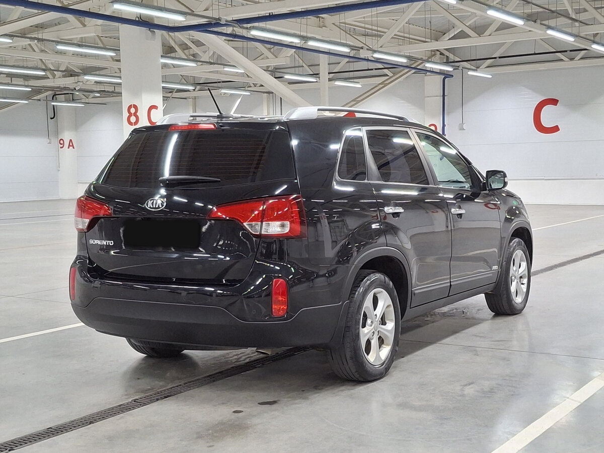 Kia Sorento с пробегом — 2017 год. Фото: #4