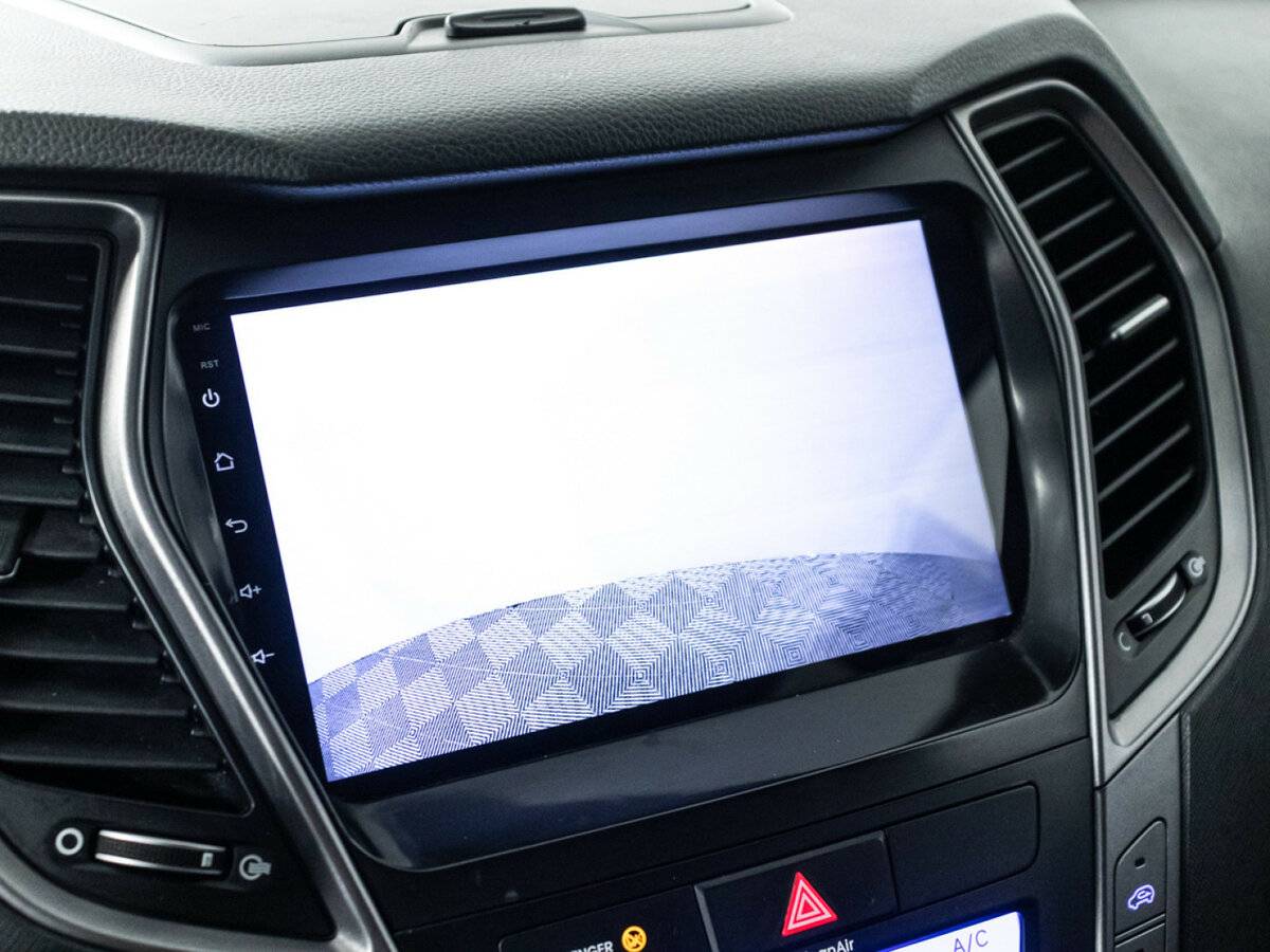 Hyundai Santa Fe с пробегом — 2014 год. Фото: #12