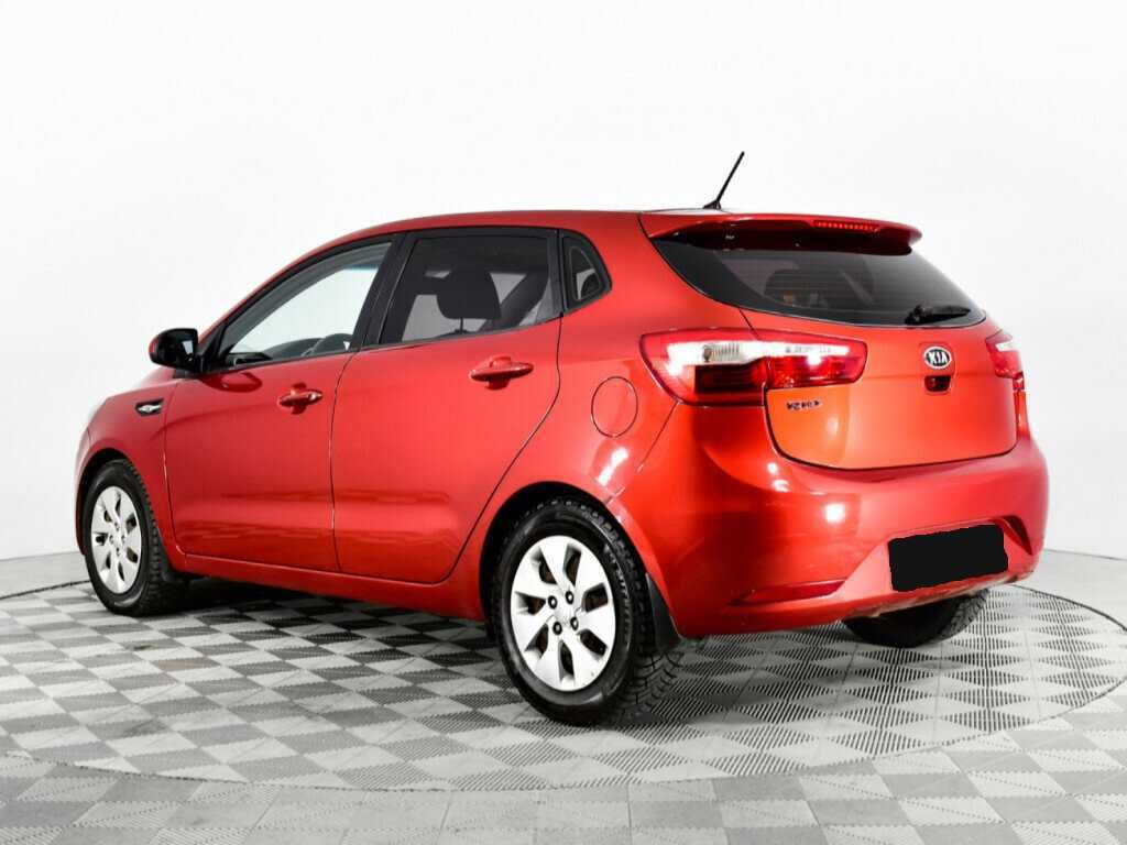Kia Rio с пробегом — 2012 год. Фото: #6