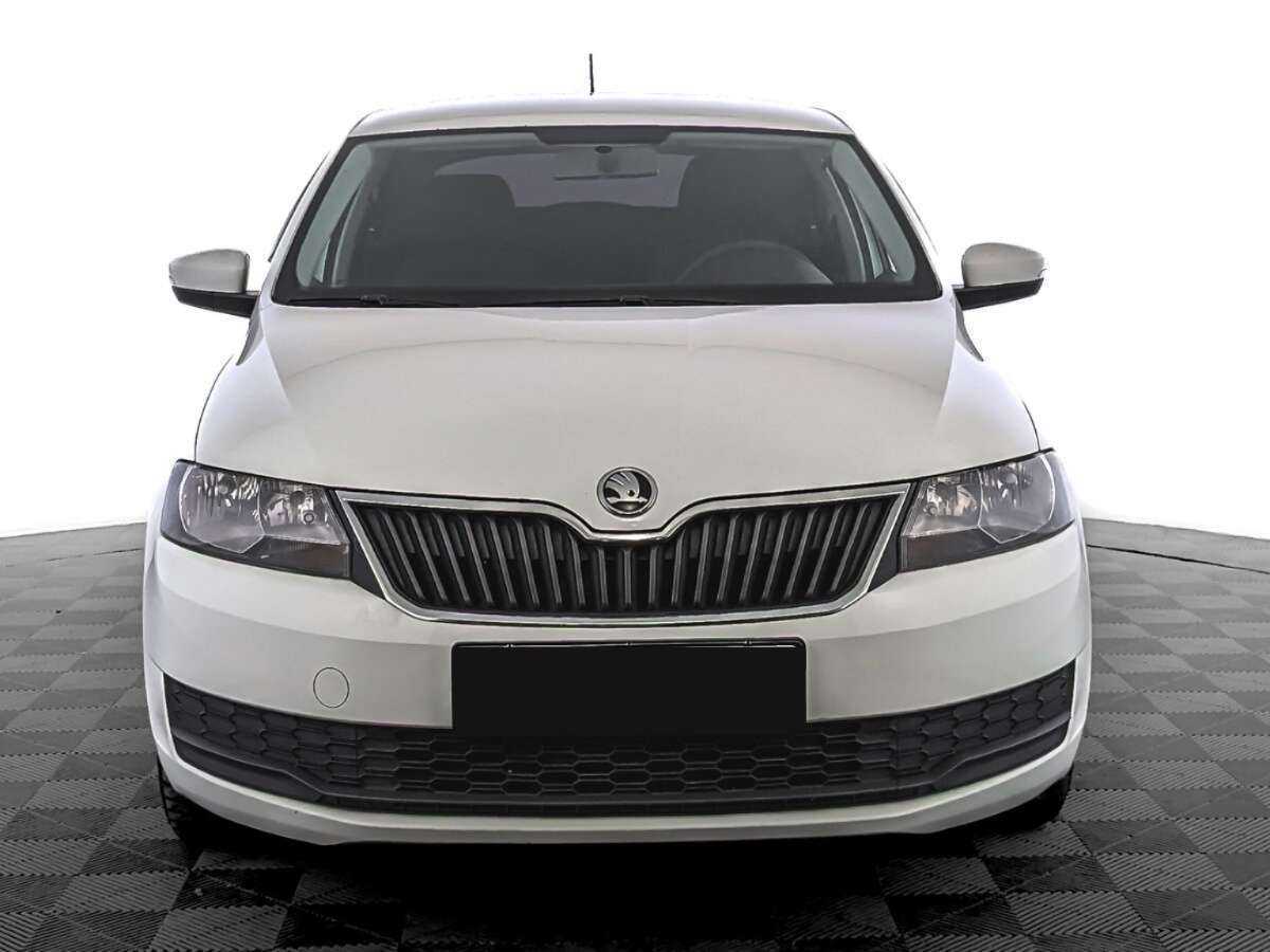 Skoda Rapid с пробегом — 2017 год. Фото: #1