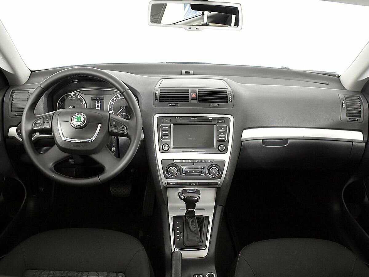 Skoda Octavia с пробегом — 2013 год. Фото: #9
