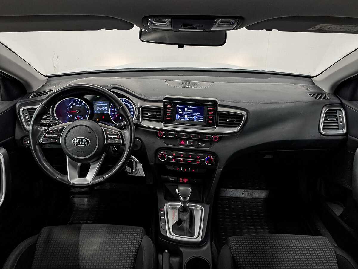 Kia Ceed с пробегом — 2018 год. Фото: #11