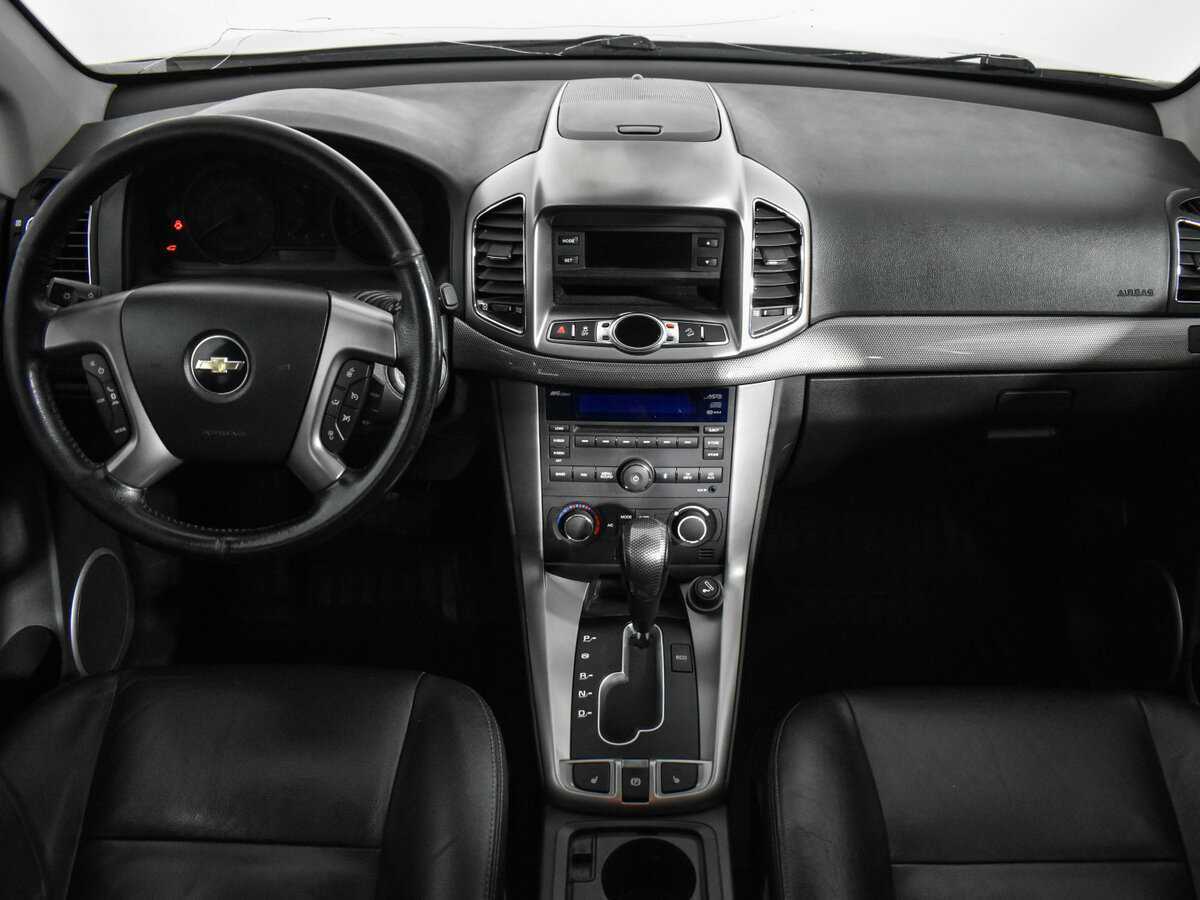 Chevrolet Captiva с пробегом — 2012 год. Фото: #13