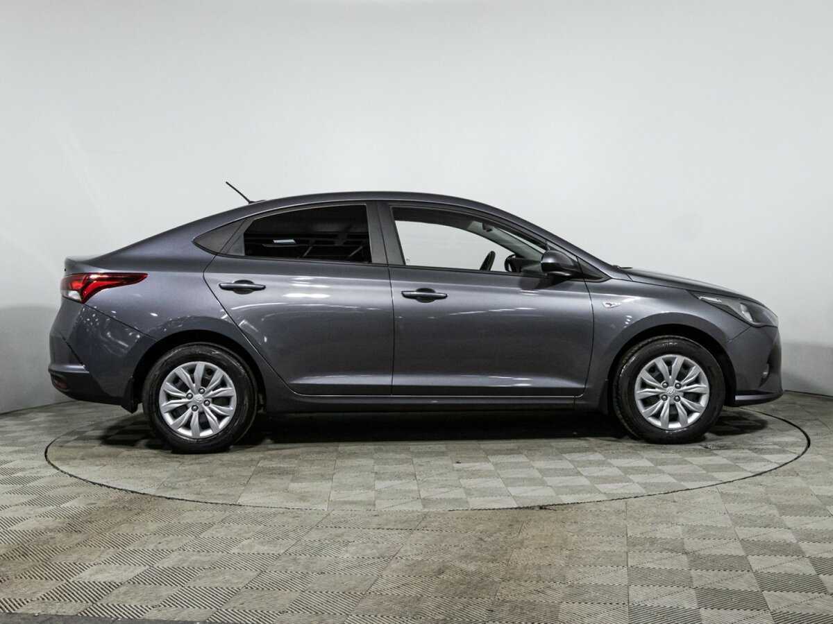 Hyundai Solaris с пробегом — 2021 год. Фото: #3