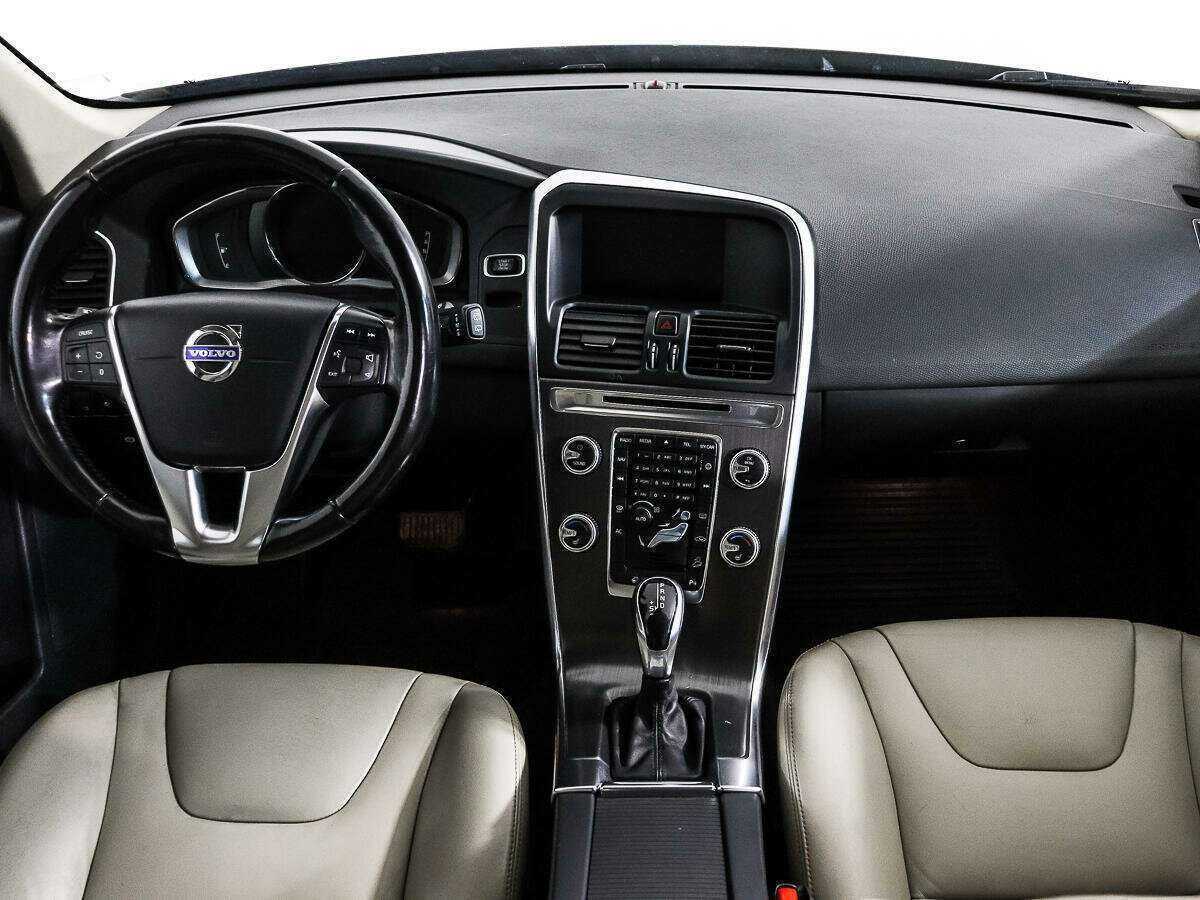 Volvo XC60 с пробегом — 2014 год. Фото: #13