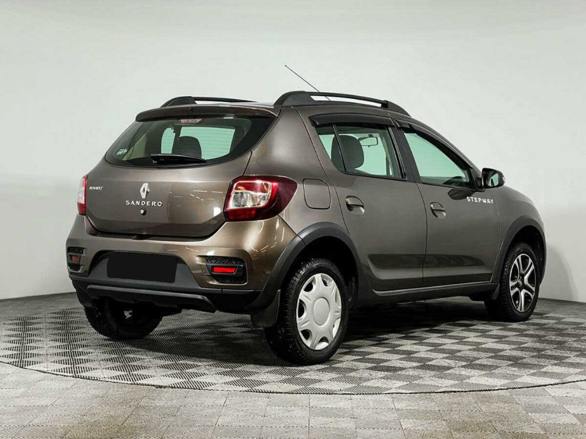 Renault Sandero с пробегом — 2019 год. Фото: #4
