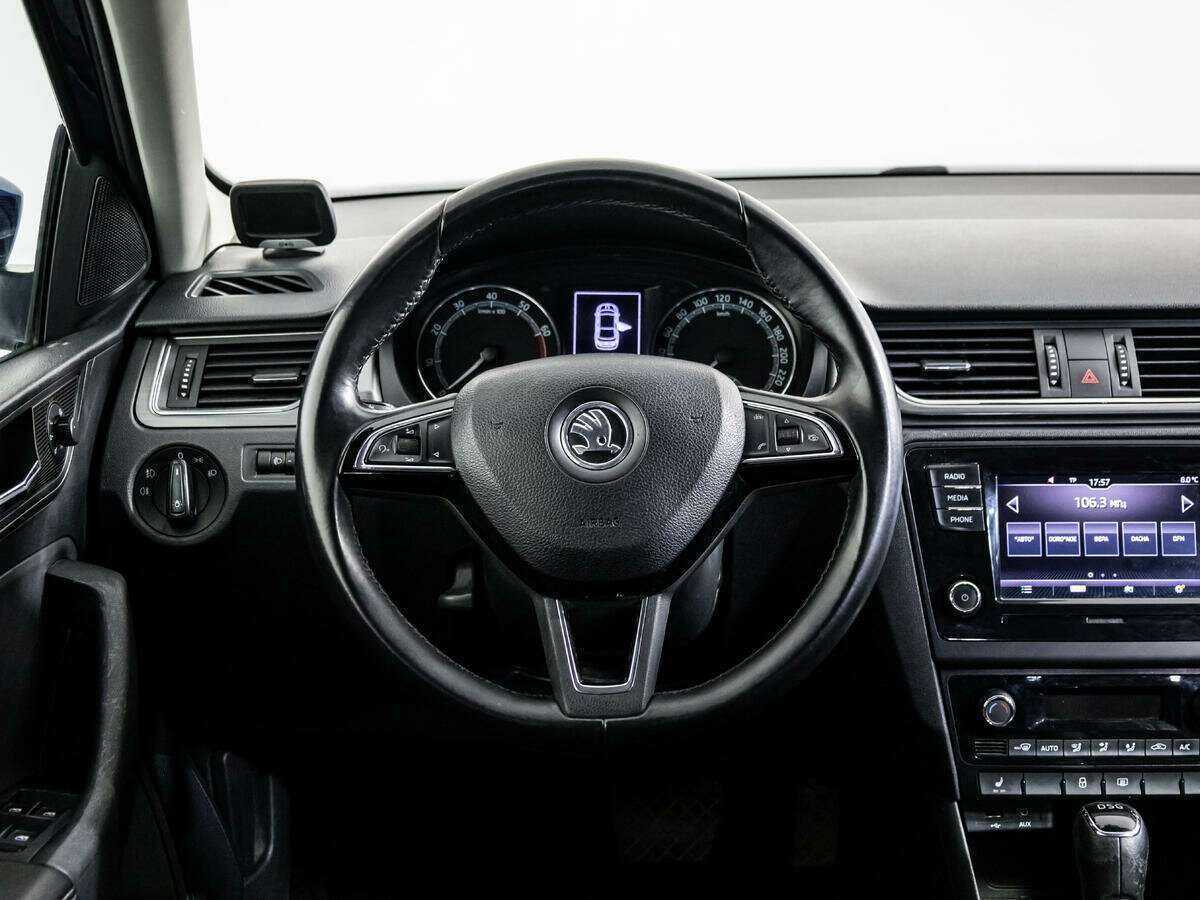 Skoda Rapid с пробегом — 2017 год. Фото: #14