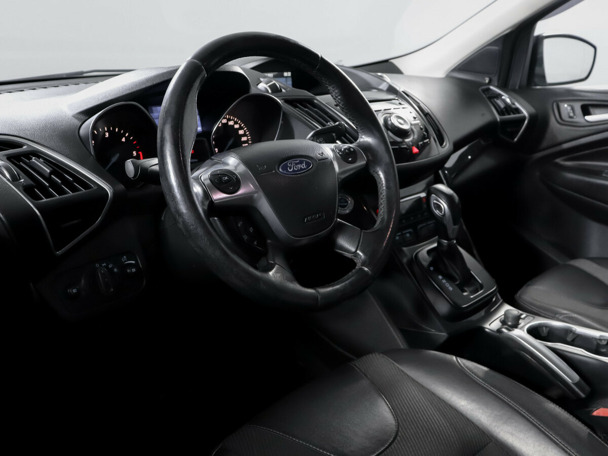 Ford Kuga с пробегом — 2013 год. Фото: #12