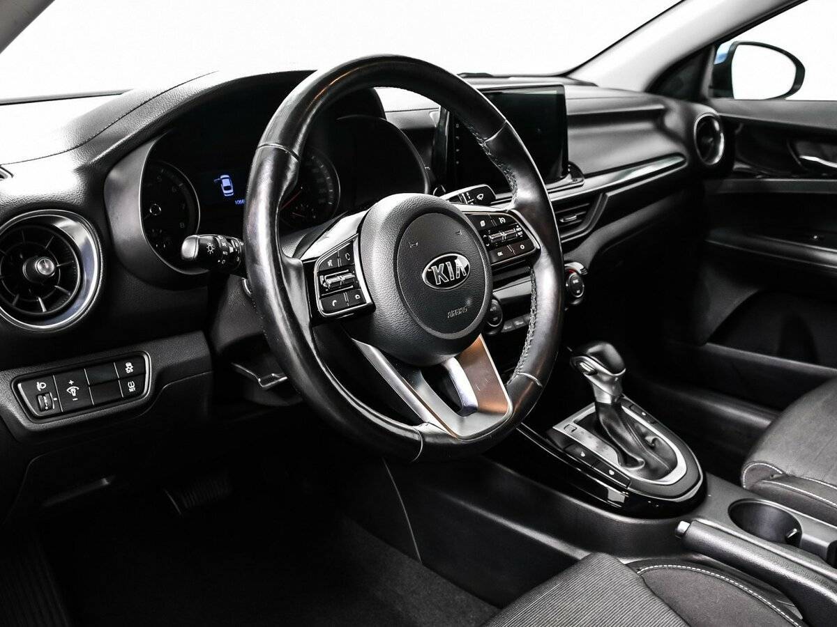 Kia Cerato с пробегом — 2018 год. Фото: #12