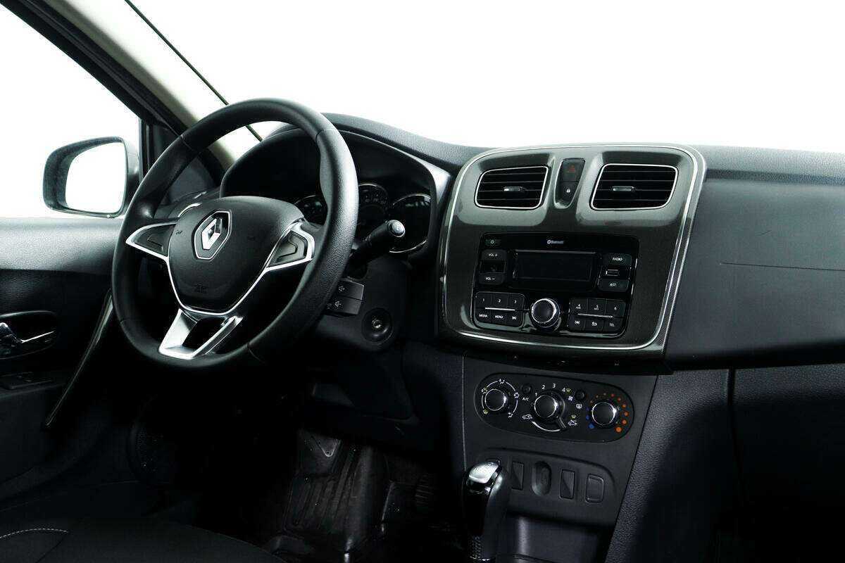 Renault Logan с пробегом — 2020 год. Фото: #8