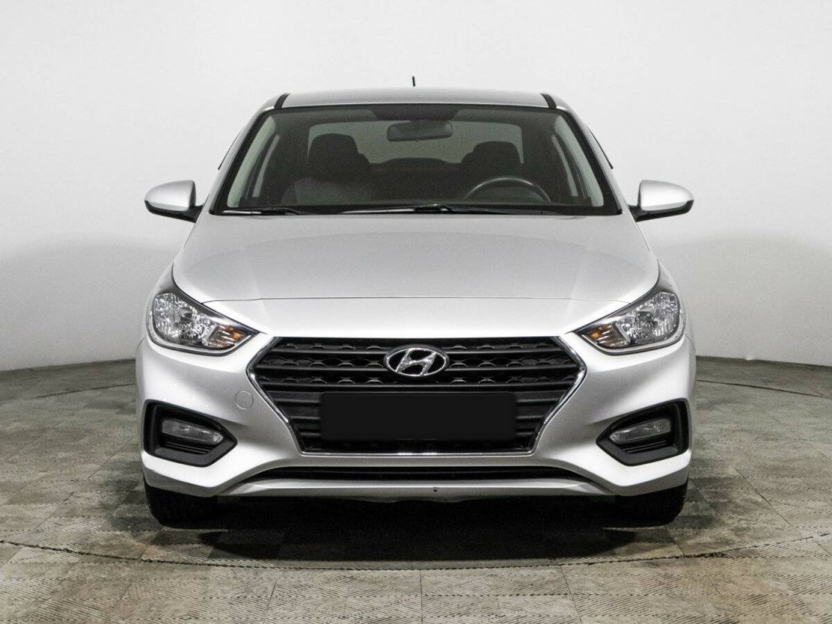 Hyundai Solaris с пробегом — 2017 год. Фото: #1