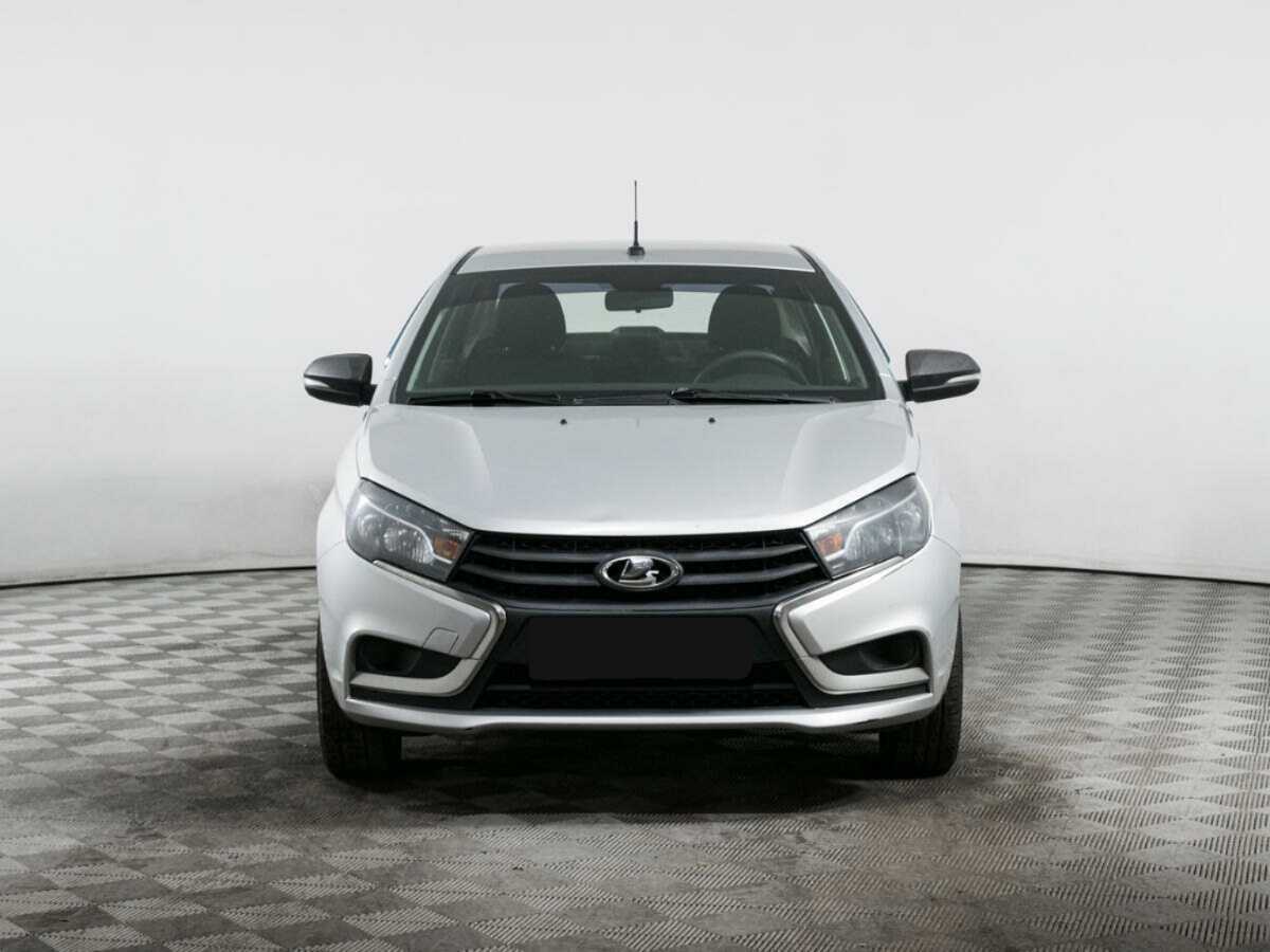 Lada (ВАЗ) Vesta с пробегом — 2017 год. Фото: #1